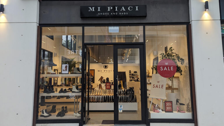 mi piaci shoes bags shop thumbnail