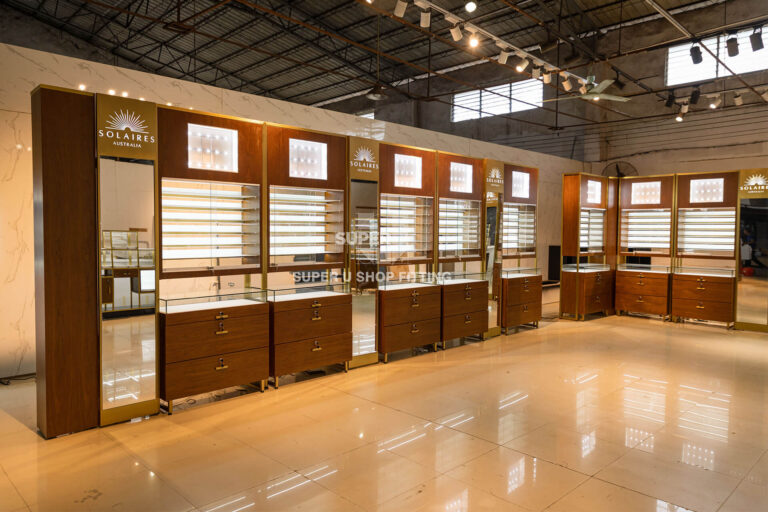 info arcular optical eyewear fixtures